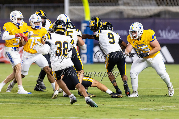 FHSFB-092426-59108