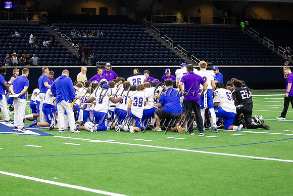 FHSFB-091126-4828