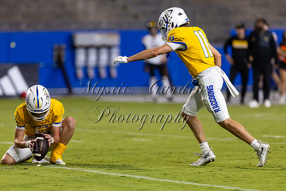 FHSFB-092426-59601
