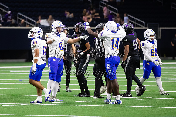 FHSFB-091126-4751