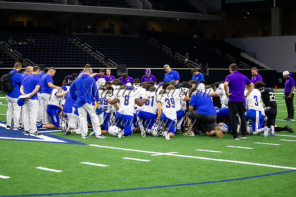 FHSFB-091126-4837